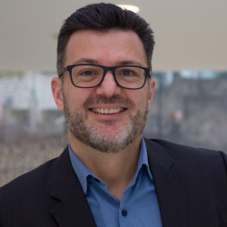  Nous travaillons sur le design de nos produits, de nos accessoires pour amliorer l'exprience de l'utilisateur sur Windows 11 , William Biotteau, directeur Channel Lenovo 360 & SMB chez Lenovo France. 
